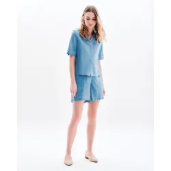Camisa de mujer con manga corta y cuello mao