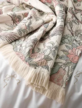 Hampton Pure Cotton Patterned Throw Multi - Historic Royal Palaces - FashionsVida