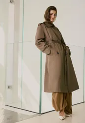Klassischer langer Trenchcoat Karamell M