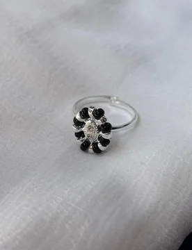 Women's Adjustable Silver Black Floral Slim Daisy Dainty Midi Ring - Silver - Size: One Size - The Colourful Aura - FashionsVida