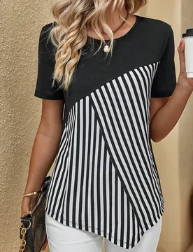 Camiseta casual con estampado de rayas y bajo asimétrico XL - Shein - FashionsVida
