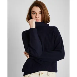 Jersey de mujer ancho con cuello vuelto
