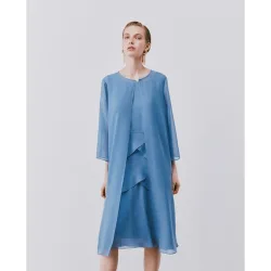 Vestido corto de manga larga de mujer