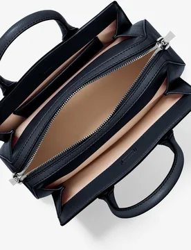 Bandolera de mujer satchel laila pequeña con tachuelas - MICHAEL Michael Kors - FashionsVida