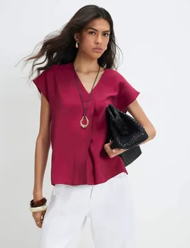 Cupro V-Neck Top Red female - River Island - FashionsVida