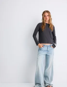 Langarm-T-Shirt mit weichem Griff Dunkelgrau M - Stradivarius - FashionsVida