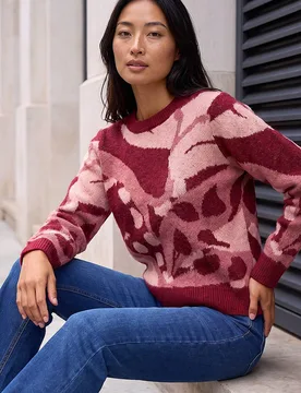 Women's Petite Abstract Print Knit Jumper in Red Size: 14 - Red - Size: 14 - Roman - FashionsVida