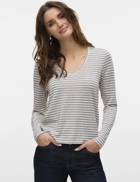 Camiseta de rayas de mujer con cuello pico - Vero Moda - FashionsVida