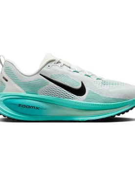 Laufschuhe Vomero 18 - Blanc - male - Size: 39 - Nike - FashionsVida