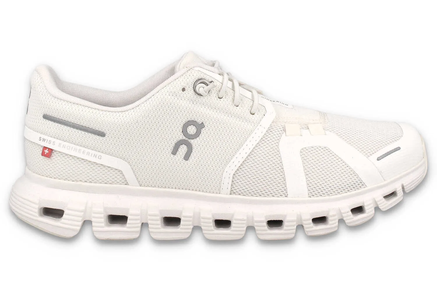 Cloud 6 W - Sneaker - weiß - Damen - Size: 37 - On Running - FashionsVida