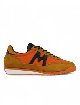 Scarpe mestari - jaffa orange/black - Karhu - FashionsVida