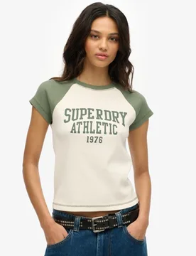 Superdry Women's Athletic Essentials Raglan-t-shirt mit Flügelärmeln Creme - Größe: 44 - 39.99 - FashionsVida