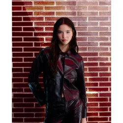 Chaqueta brillante de mujer