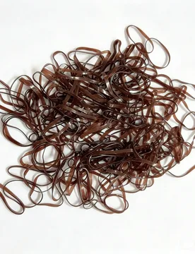 Piezas Bandas elásticas desechables de goma marrón para el cabello, alta elasticidad, estilo ancho para trenzas & colas de caballo, accesorio de cab - Shein - FashionsVida