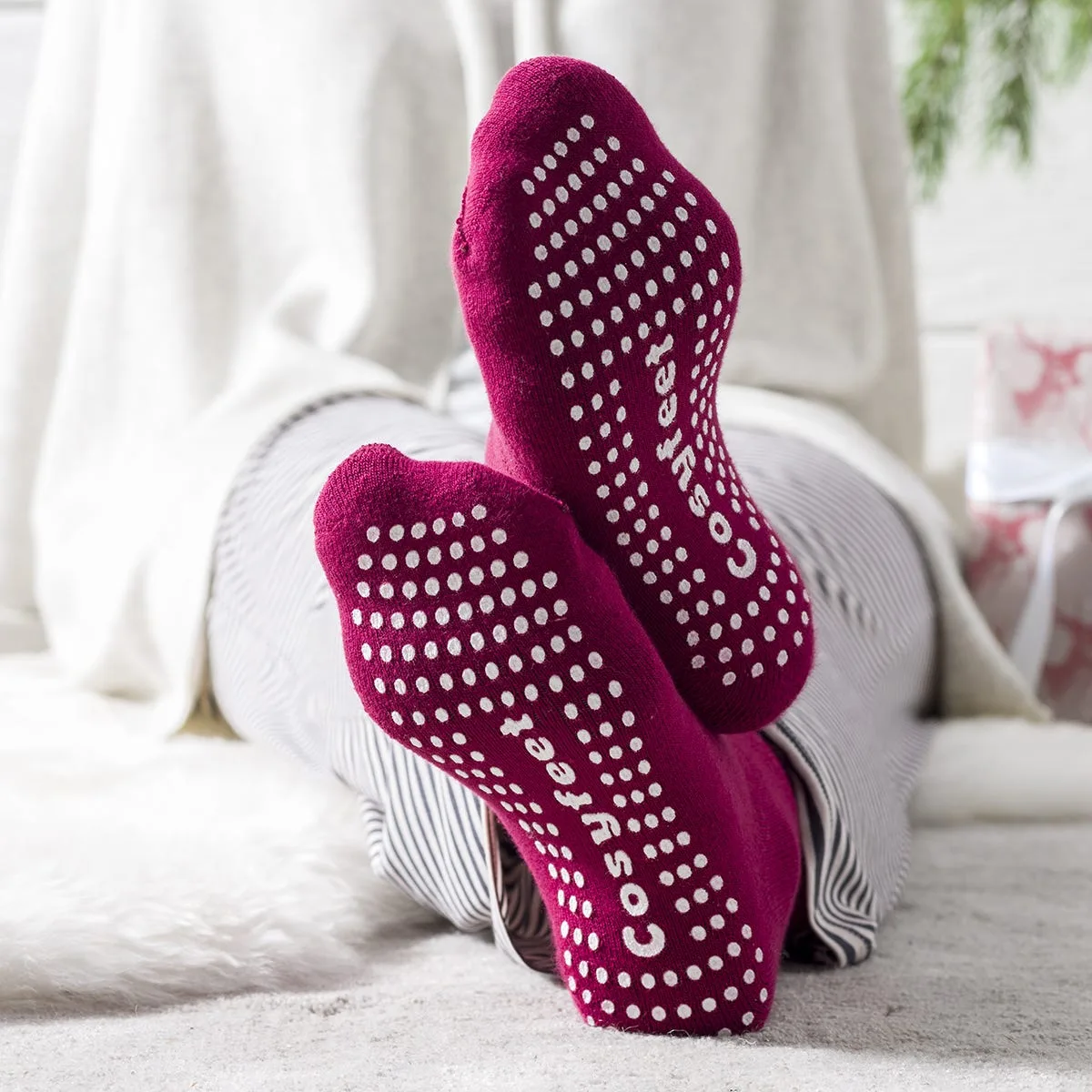Gripped Socks - Berry - Size: L - Cosyfeet - FashionsVida