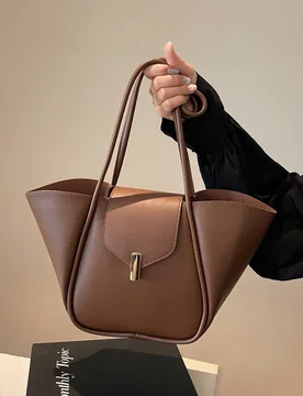 Bolso de mano grande de alta calidad y con diseño moderno para el 2025, bolso de hombro casual y minimalista para viajes - Shein - FashionsVida