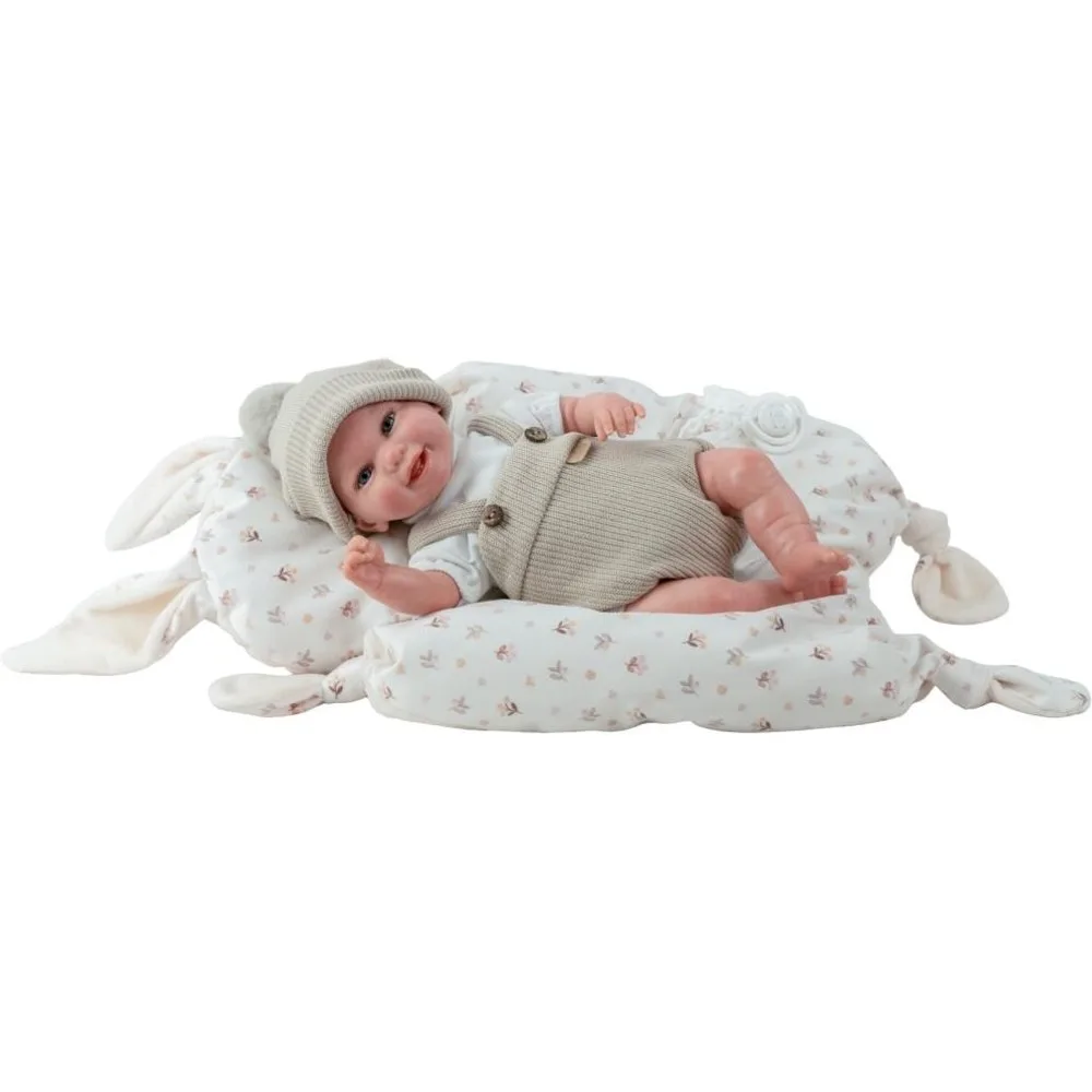 Muñeca Reborn 35 cm Mateo beige con cojín - ARIAS - FashionsVida