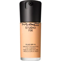 Base de maquillaje mate Studio Fix Fluid SPF15 control de grasa y brillos