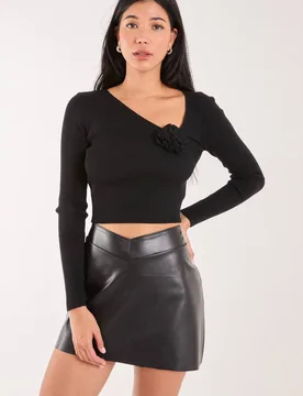 Women's Corsage Knit Long Sleeve Top in Black Size: Medium - Black - Size: M - Pink Vanilla - FashionsVida