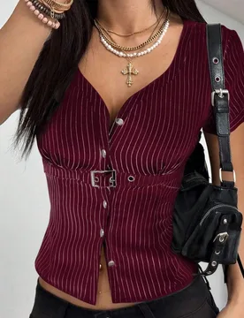 Camisa de manga corta con botones y decoración de metal a rayas, casual para primavera XXS - Shein - FashionsVida