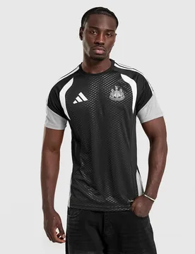 Newcastle United FC Tiro 26 Training Shirt - Herren, Schwarz - male - Size: M - Adidas - FashionsVida