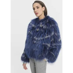 Chaqueta de pelo de mujer corta de finn racoon