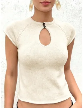 Blusa de punto de cuello redondo de unicolor ajustada y corta de manga corta, con decoración de botones en forma de lágrima, de estilo casual y eleg - Shein - FashionsVida