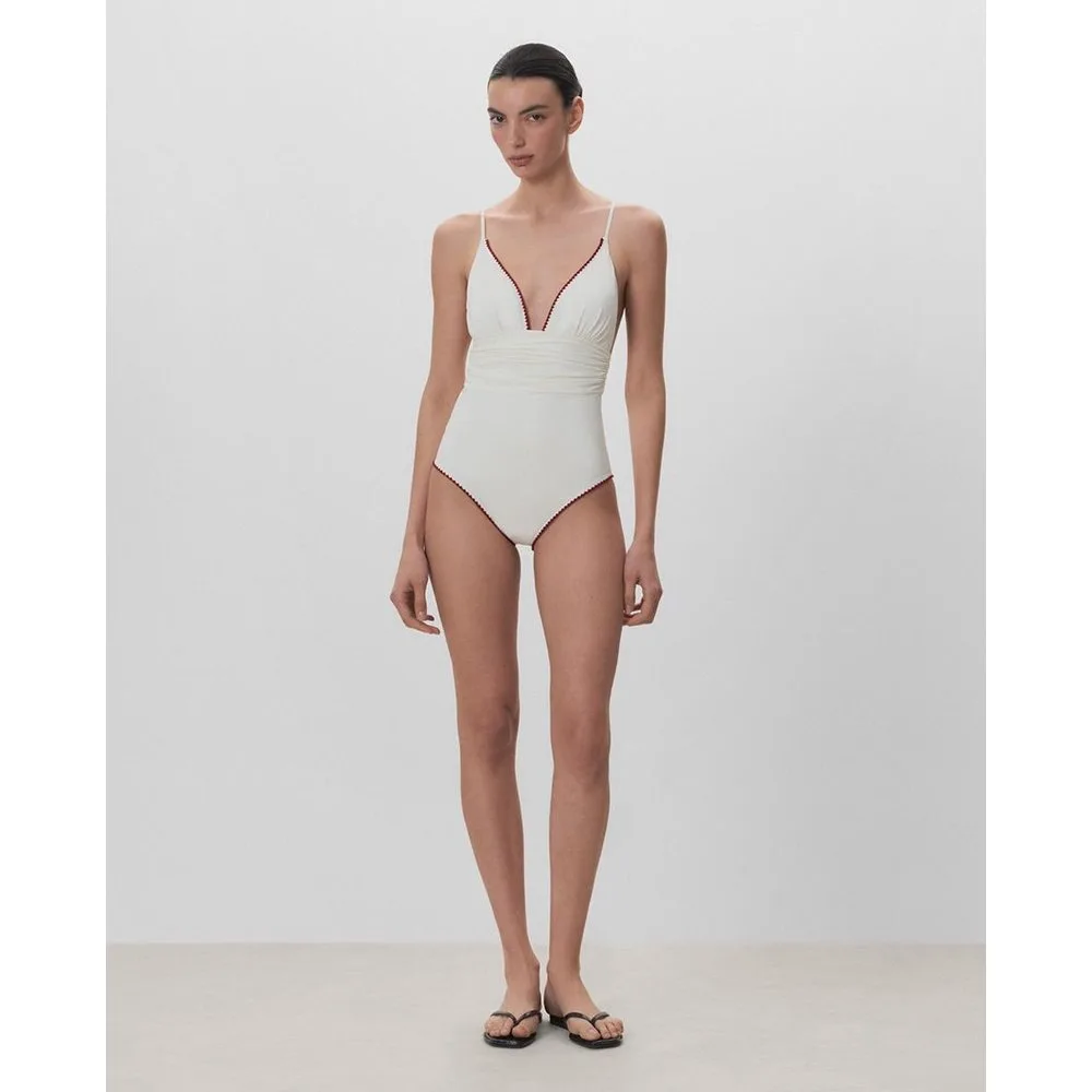 Bañador de mujer con escote pico - Simorra - FashionsVida