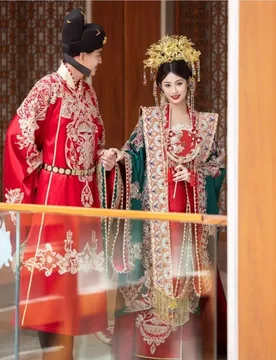 The new style of Han wedding dress complete set traditional Chinese dress crown and red cape long tail is heavy ancient costume - Aliexpress - FashionsVida