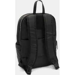 Mochila de mujer con varios compartimentos y cierre de cremallera