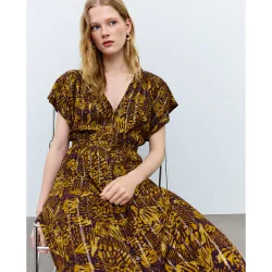 Vestido midi de manga corta estampado con hilo dorado