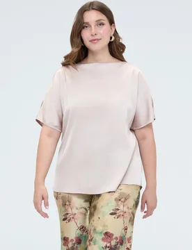 Blusa de mujer de raso con escote barco y cut-out tejido de viscosa suave para una sensación agradable sobre la piel - Fiorella Rubino - FashionsVida