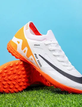 Zapatos de fútbol sintéticos duraderos para hombres, adecuados para hombres y mujeres. Parte superior duradera, agarre fuerte, soporte estable, adec - Shein - FashionsVida