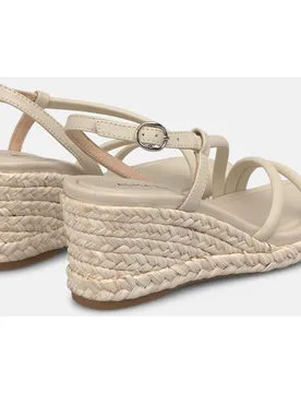 Sandalias de cuña de mujer de esparto en napa con tiras tubulares y cierre de hebilla - Alma en Pena - FashionsVida
