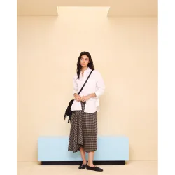 Falda midi cuadro asimétrica