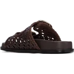 Sandalias planas de mujer de piel troqueladas