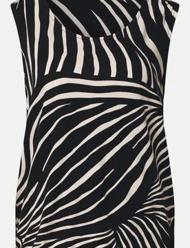 Top mit V-Neck und Elastiksaum Schwarz 36 - Street One - FashionsVida