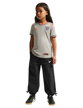 Maillot Prematch Kinder England Dri-FIT 2026/27 - Gris - male - Size: 7/8 ans - Nike - FashionsVida