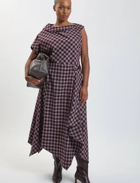 Women's Plus Size Check Tailored Dress in Burgundy Size: 24 - Burgundy - Size: 24 - Karen millen - FashionsVida
