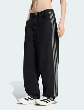 PANTALONI A GAMBA A BARILE E VITA ALTA IN DENIM 31-32 True Black Denim - Adidas - FashionsVida