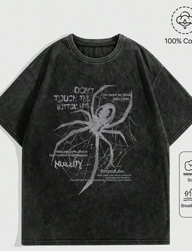 Camiseta de talla grande con estampado de araña y calavera, diseño deshilachado y desgastado por la nieve, con eslogan "NO TOQUES LA LÍNEA INFERIOR - Shein - FashionsVida