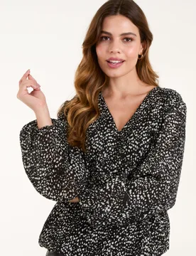 Pleated Bubble Hem Blouse - S/M / BLACK/WHITE - female - Blue Vanilla - FashionsVida