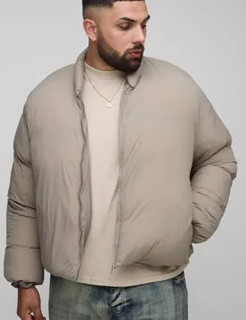 Herren Plus Mono Gepolsterte Oversized Bomberjacke Taupe Größe 5XL - boohooMAN - FashionsVida