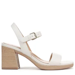 Women's Rose Sandals in White Size: 7 - White - Size: 7