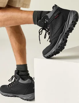 Amble Waterproof Walking Boots Black male - Regatta - FashionsVida