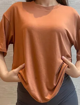 Camiseta básica casual de manga corta y talla grande en color negro para deportes de verano L - Shein - FashionsVida