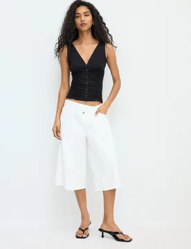Figurbetontes Top mit Raffungen Schwarz XS - Stradivarius - FashionsVida