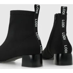 Botines de mujer en piel y neopreno