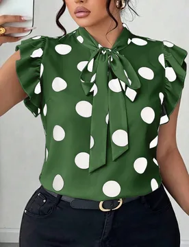 Camisa de talla grande casual para ir al trabajo con rayas negras y blancas, manga corta con volantes y diseño de lazo en el cuello 1XL - Shein - FashionsVida