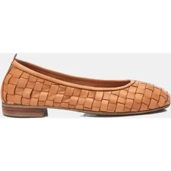 Zapato de señora en piel